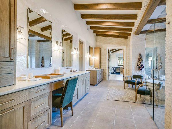 Zbranek and Holts Custom Homes Ranch Style Home Main Bathroom