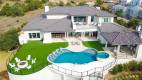 Zbranek-and-Holt-Custom-Homes-Flyover-Pool